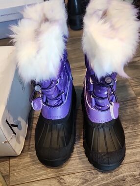 NWT Dreampairs Girls Purple Faux Fur Winter Snow Boots Sz US 1